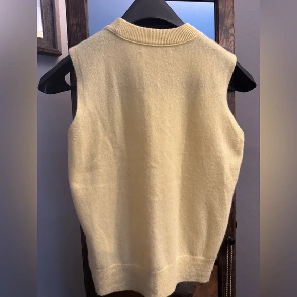 Madewell Yellow Cashmere Sleeveless Sweater - Picture 2 of 4